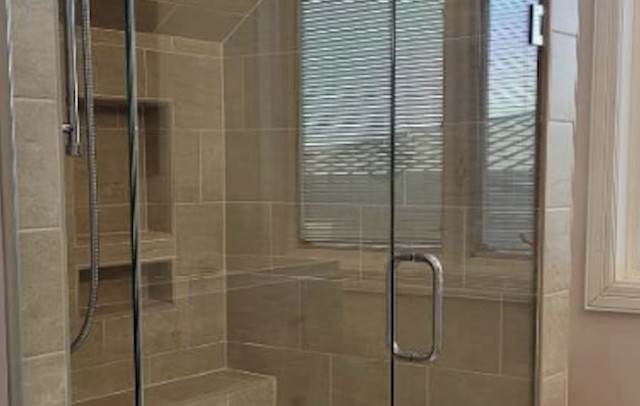 Shower & Bath Enclosures — image 6
